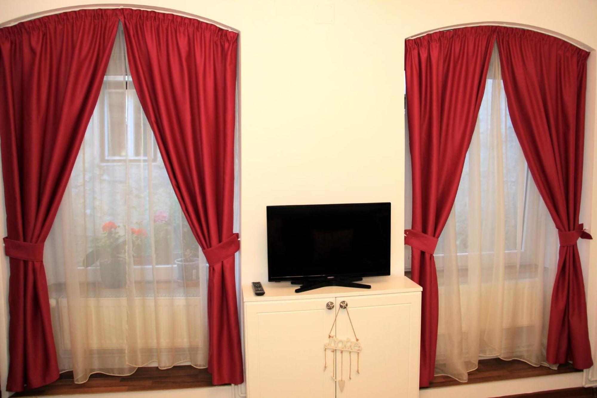 John Residence Apartment Brasov With Parking Option Eksteriør bilde