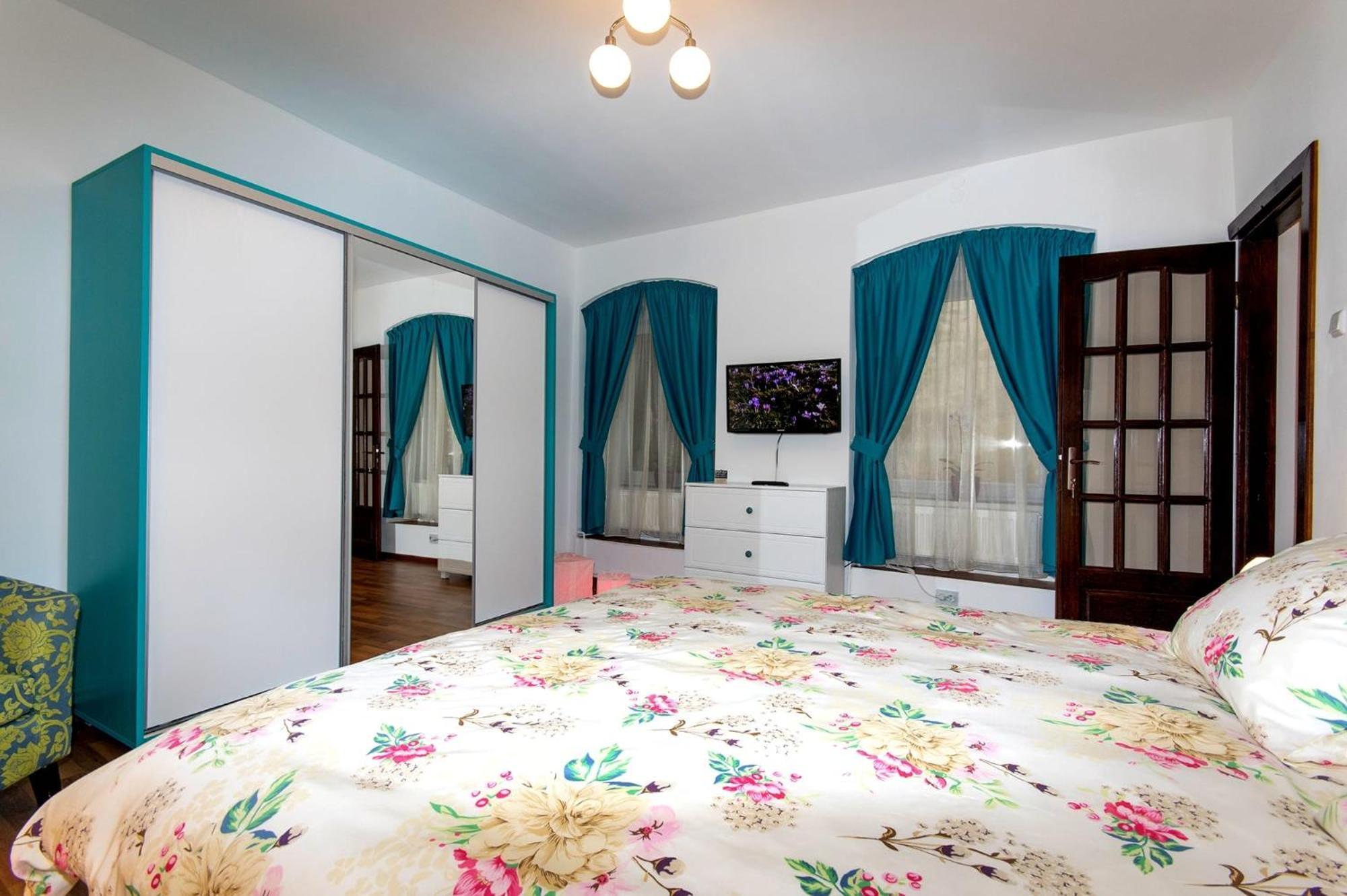 John Residence Apartment Brasov With Parking Option Eksteriør bilde